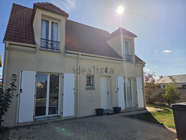 Maison, Chaingy
