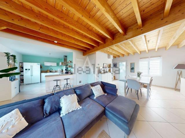 Maison, Chaingy