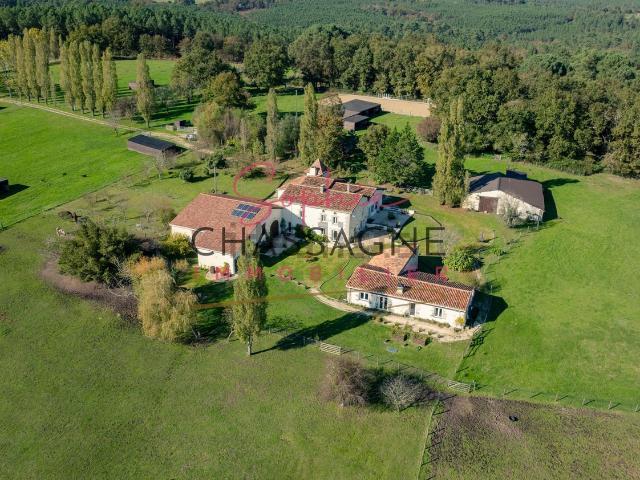 Maison, Chalais