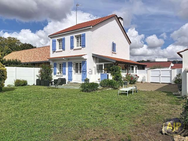 Maison, Challans