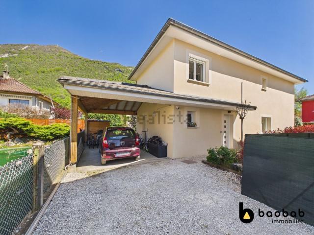 Maison, Challes les Eaux