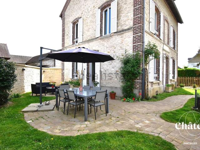 Maison, Chamant
