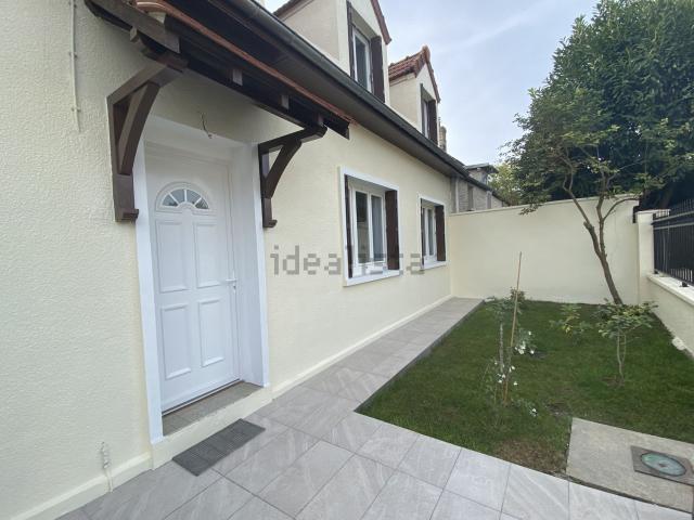Maison, Chamant
