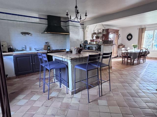 Maison, Chamant