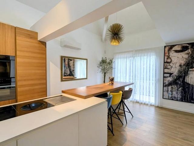 Maison Chambéry/Cognin T7 de 127m², avec piscine