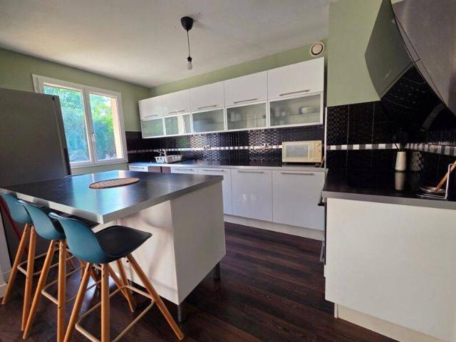 Maison CHAMBLY 6 pièce s 106 m2