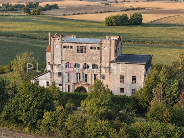 Maison, Chambrey