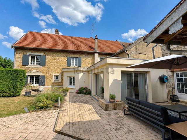 Maison, Champvans