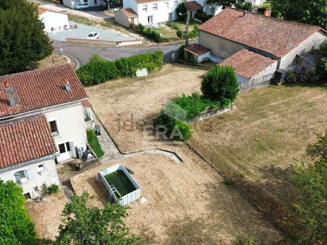 Maison, Champagne Mouton
