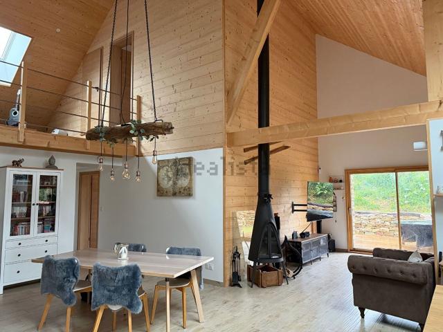 Maison, Champagney