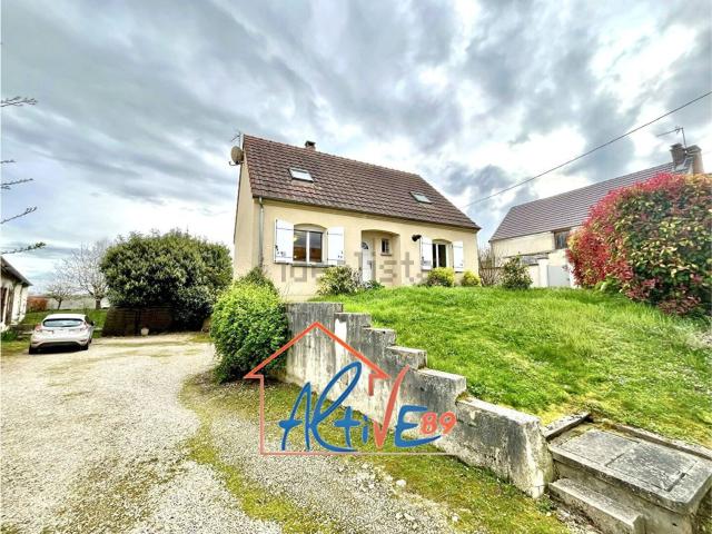Maison, Champlay