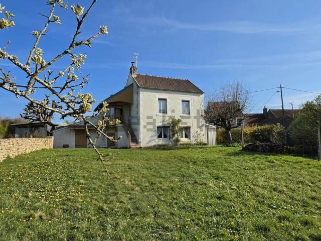 Maison, Champlemy