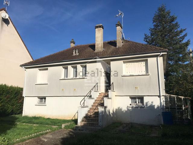Maison, Champs sur Yonne