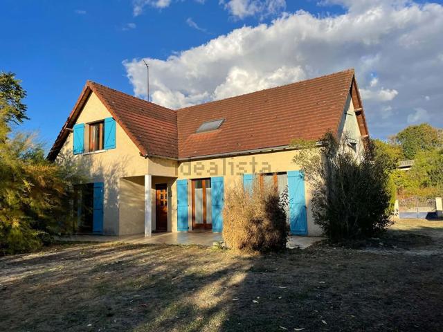 Maison, Champs sur Yonne
