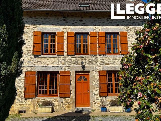 Maison, Champsac