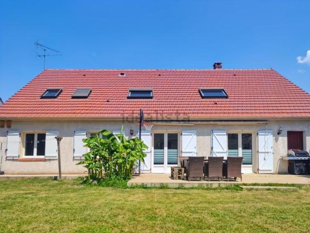 Maison, Chanteau