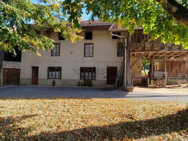 Maison, Chasselay