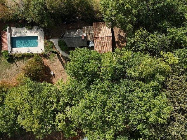 Maison charmante nichée dans la forêt avec piscine 78m² Saint Félix de Villadeix