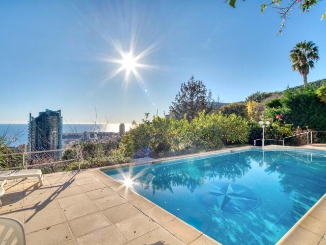 Maison charmante à la frontière de Monaco 165m² Beausoleil