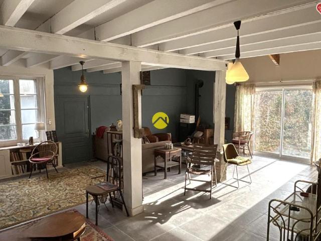MAISON CHARMANTE 230 M2