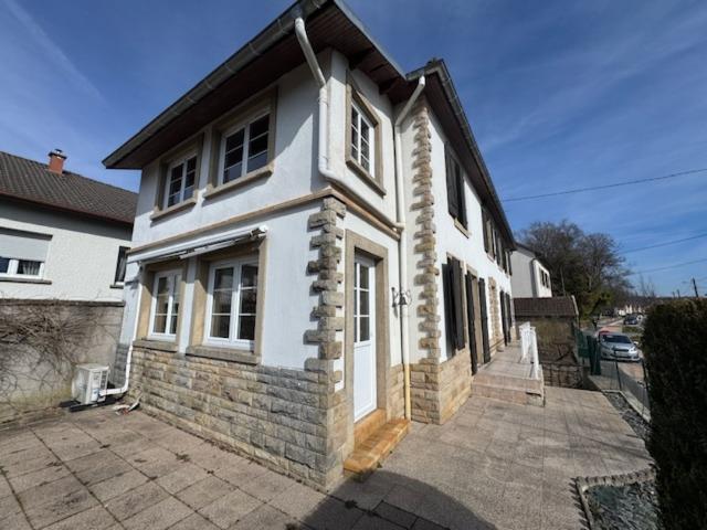 MAISON CHARME 146 M2 GARAGE SUR 559 M2 DE TERRAIN HERICOURT