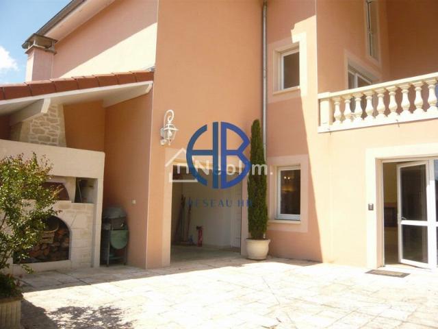 Maison Charnecles 6 pièce s 302 m2 302m² Charnècles