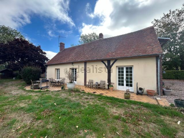 Maison, Charencey