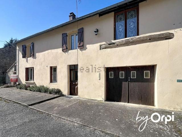 Maison, Charensat