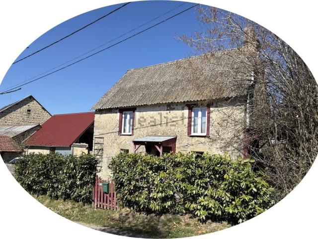Maison, Charensat