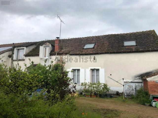 Maison, Charenton du Cher