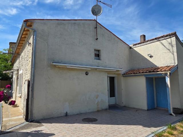 Maison charentaise 175 m2, 3 chambres, 1552 m2 de terrain
