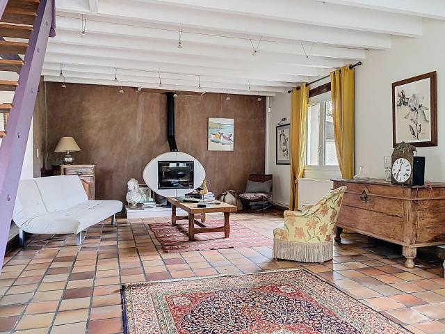 Maison charentaise à 7 minutes de l'hyper centre de Saintes