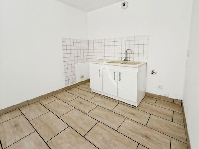 Maison Charleval 76.87 m2