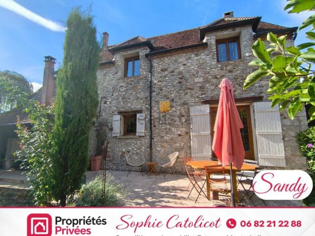 Maison, Charleville