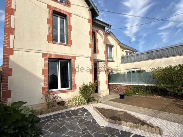Maison, Charleville Mézières