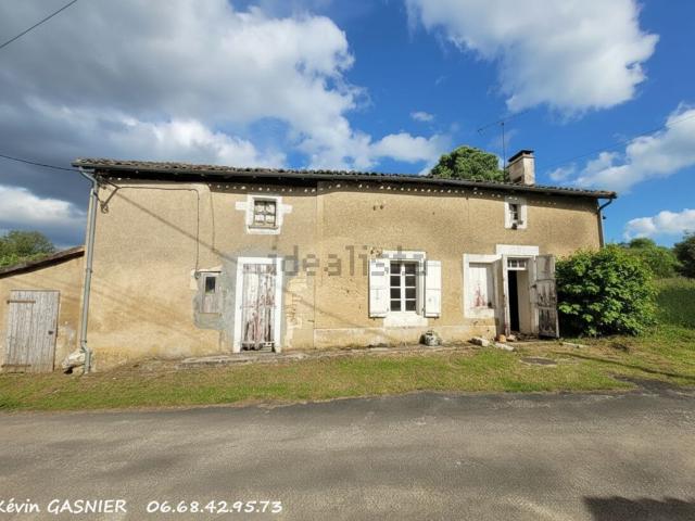 Maison, Charras