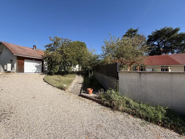 Maison, Pont de Chéruy