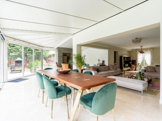 Maison Chatou 208 m2 9 pièces