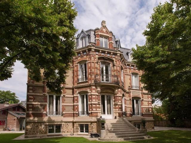 Maison, Chatou