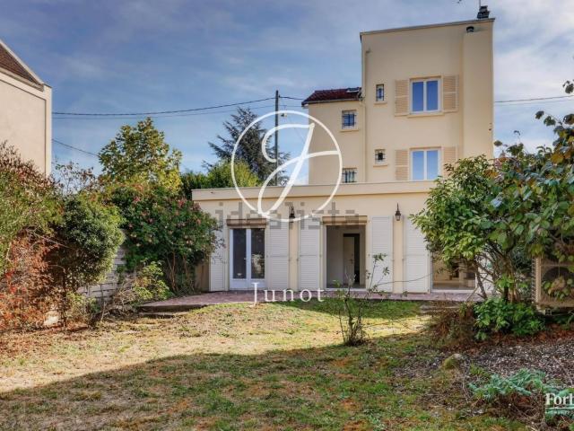 Maison, Chatou
