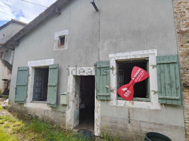 Maison, Chatain