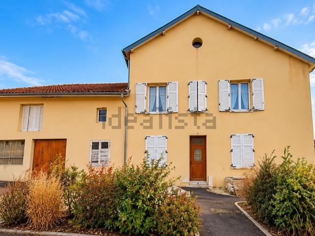 Maison, Château Voué