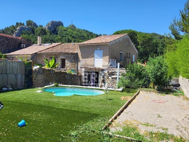 Maison, Château Arnoux Saint Auban