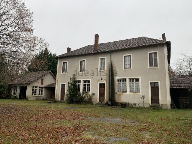 Maison, Château Chervix