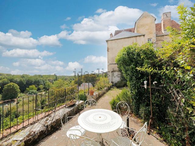 Maison, Château Landon