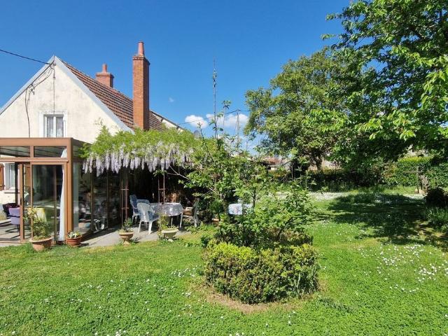 Maison, Châteaumeillant
