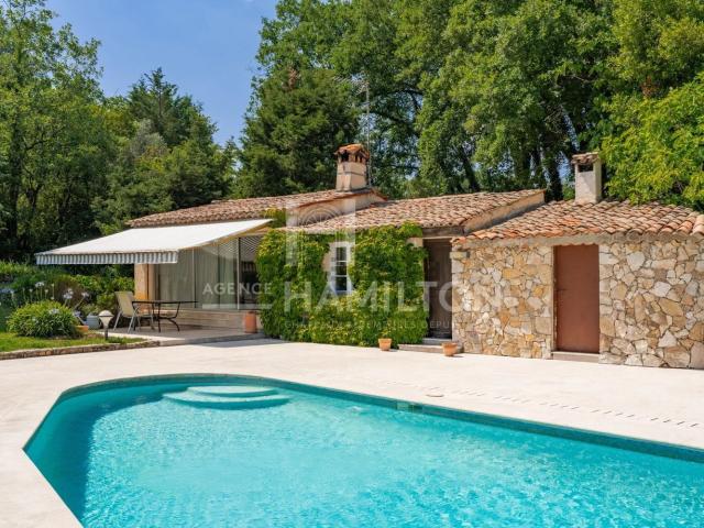 Maison, Châteauneuf Grasse