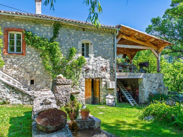 Maison, Châteauneuf Miravail