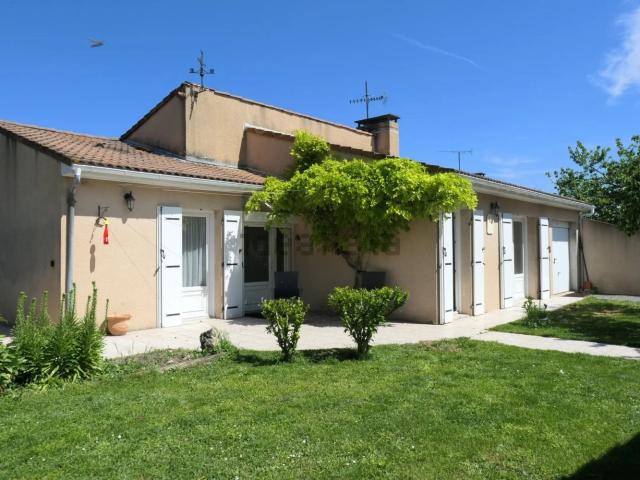 Maison, Châteaubernard