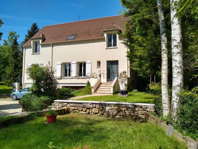 Maison, Châteaufort
